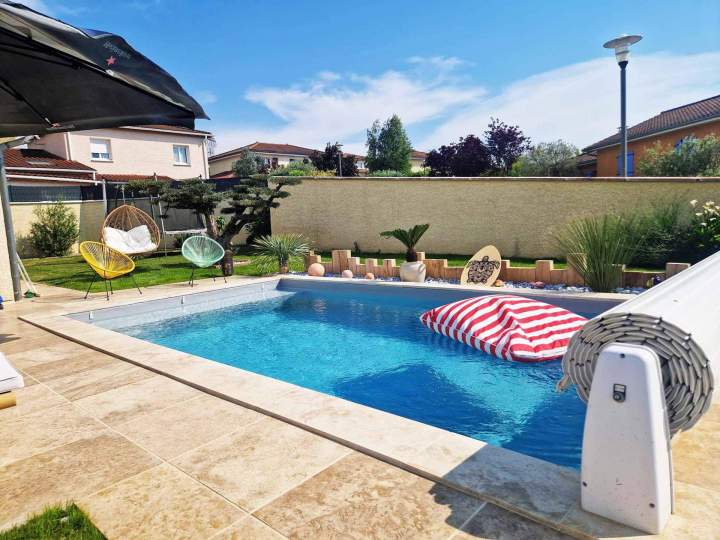 Création d'espace aquatique extérieur Lyon