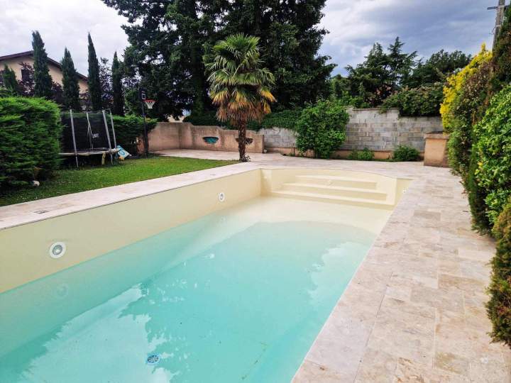 Construction de piscine modulaire Lyon